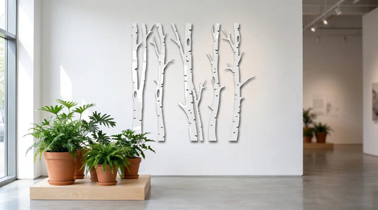 Cuadro metálico de troncos de bosque en blanco