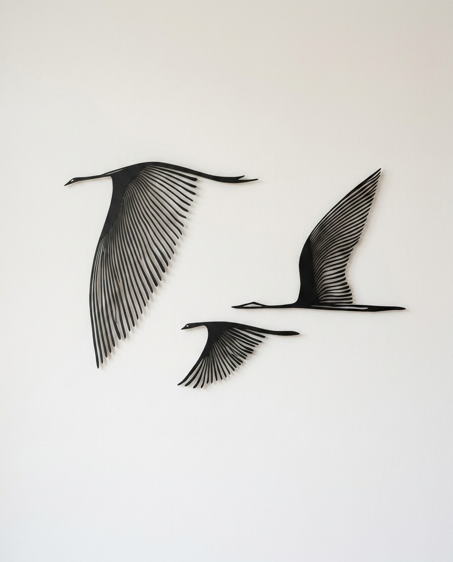 AXIS Winged Geometry en negro