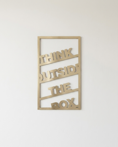 AXIS Think Outside en dorado